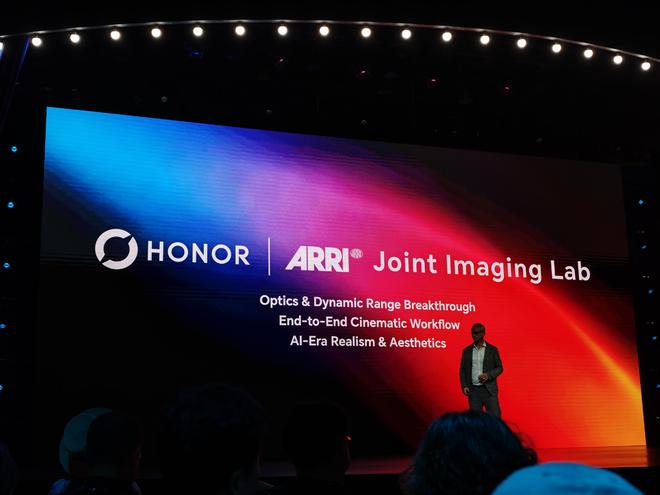 Đánh giá Honor Robot Phone: Smartphone tích hợp quy trình quay phim ARRI chuẩn điện ảnh Hollywood